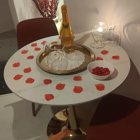 Lovely & Chic Nei Sassi בית הארחה