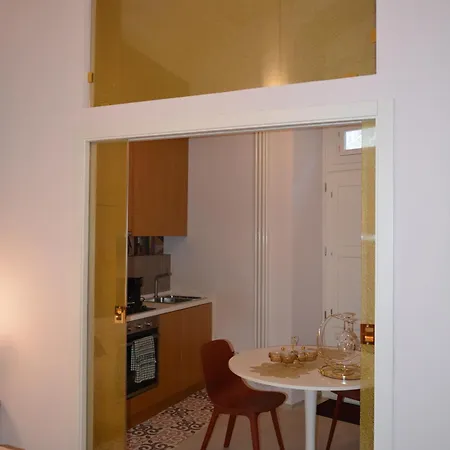 Lovely & Chic Nei Sassi 4* Matera