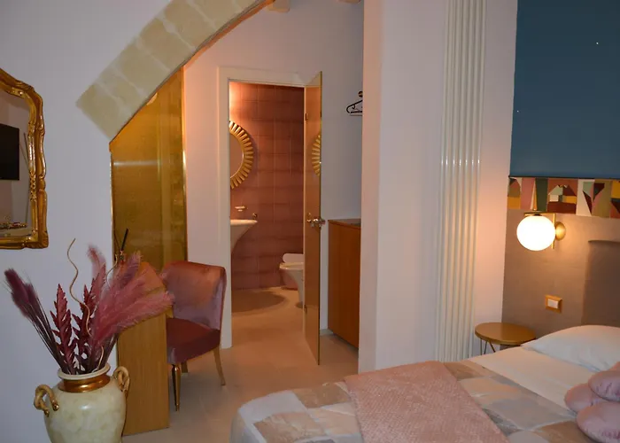 Lovely & Chic Nei Sassi